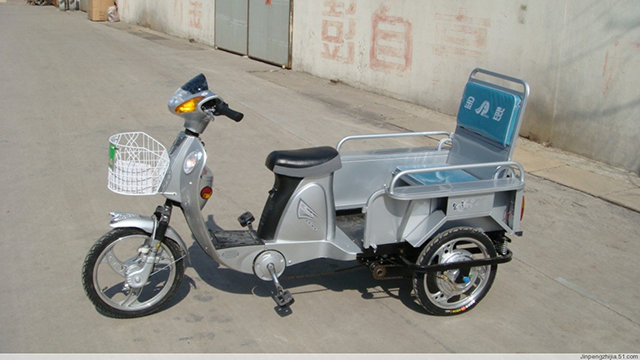 2005年老哥俱乐部3號車.jpg